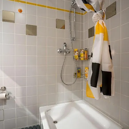 Grosse Louise In Der Neustadt Fuer Familien & Dresden