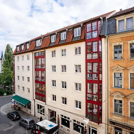 Grosse Louise In Der Neustadt Fuer Familien & Apartment *