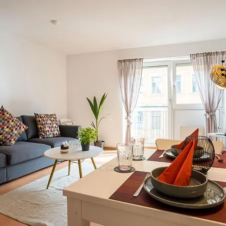 Apartment Grosse Louise In Der Neustadt Fuer Familien &